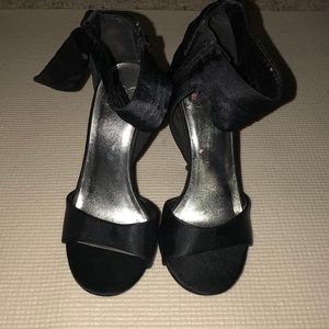 Black heels